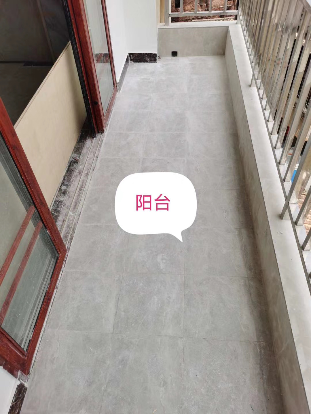 鳳崗五聯(lián)小產(chǎn)權房