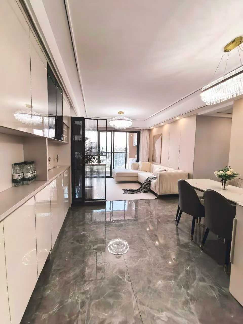 板田靚房 89平3房2廳1衛(wèi) 掛牌價448萬