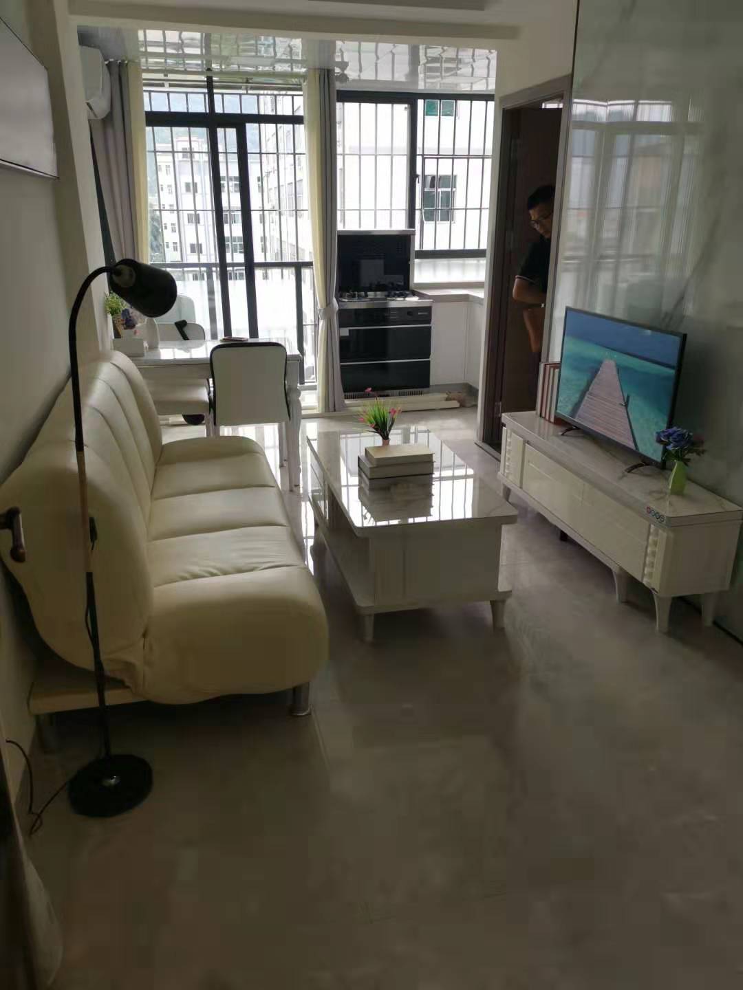 羊臺山東地鐵口小產權房