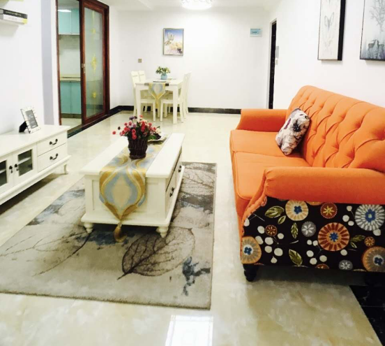 錦順豪苑905房:102萬(wàn)