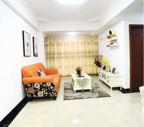 錦順豪苑905房:102萬(wàn)