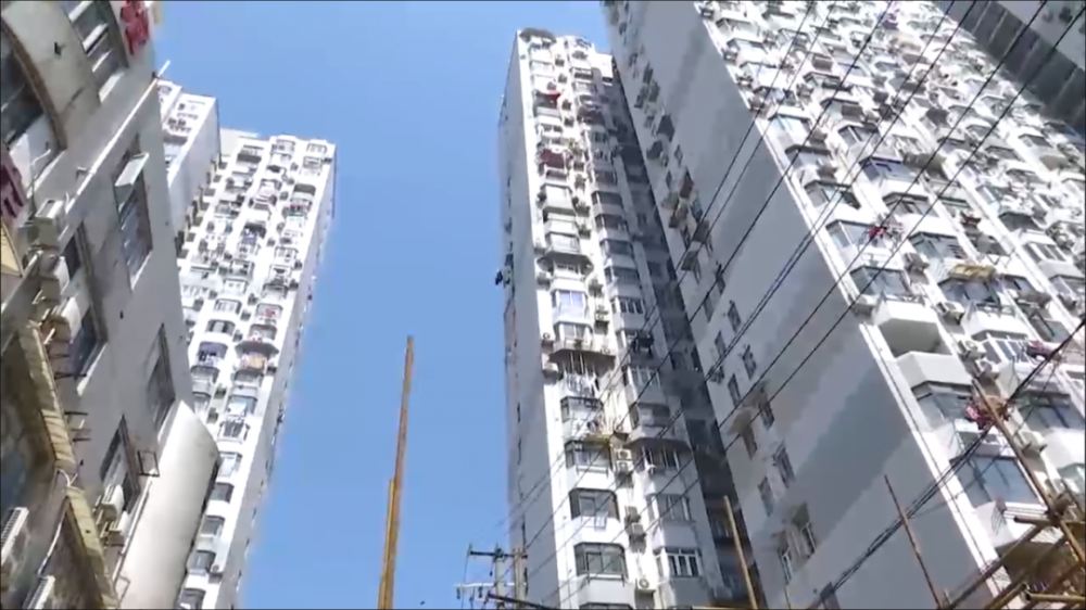 仍向業(yè)主征收早已取消的暖氣初裝費(fèi)