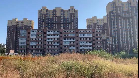 簽訂回遷房買(mǎi)賣(mài)協(xié)議時(shí)