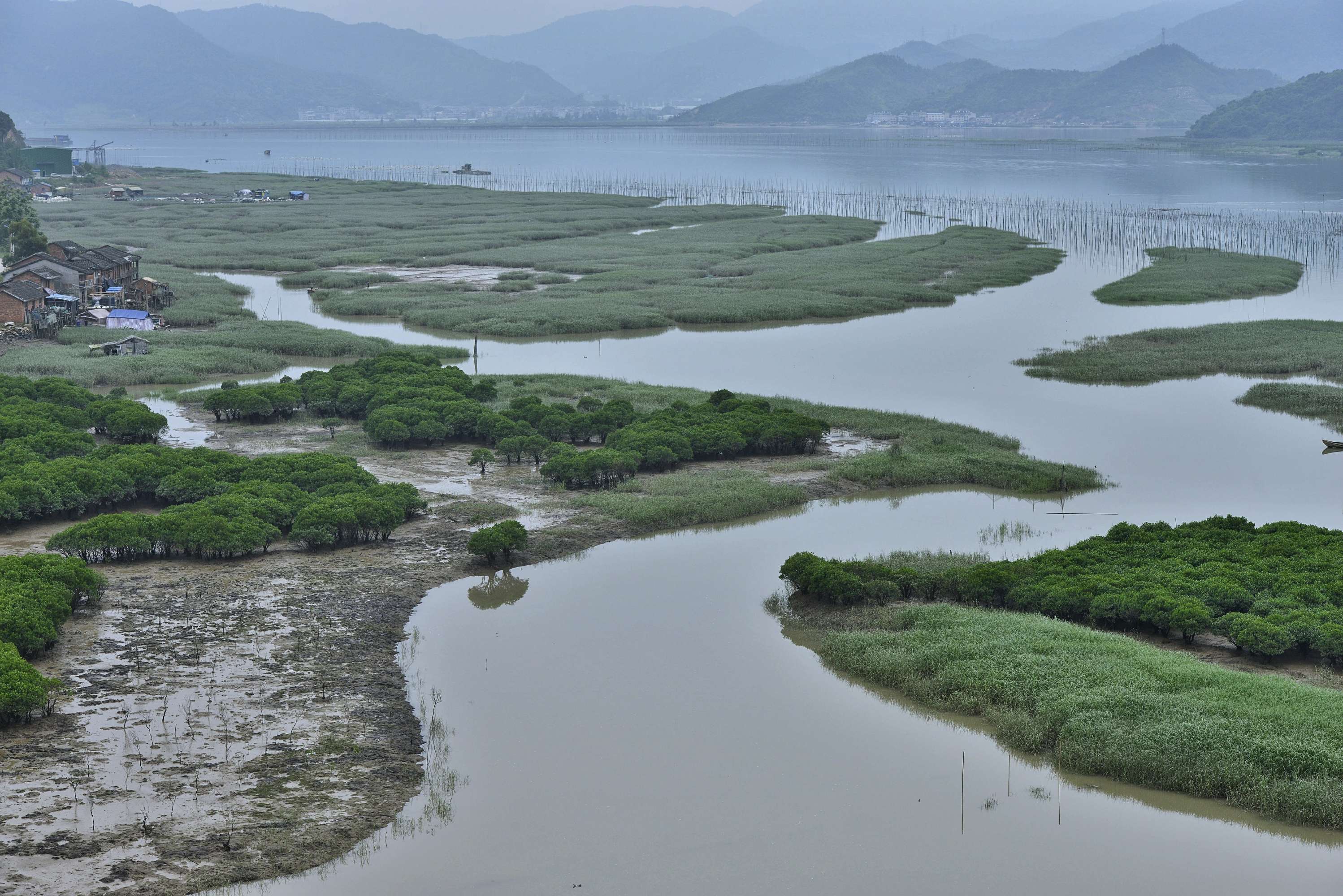 深圳寶安的小產權能不能進行投資呢