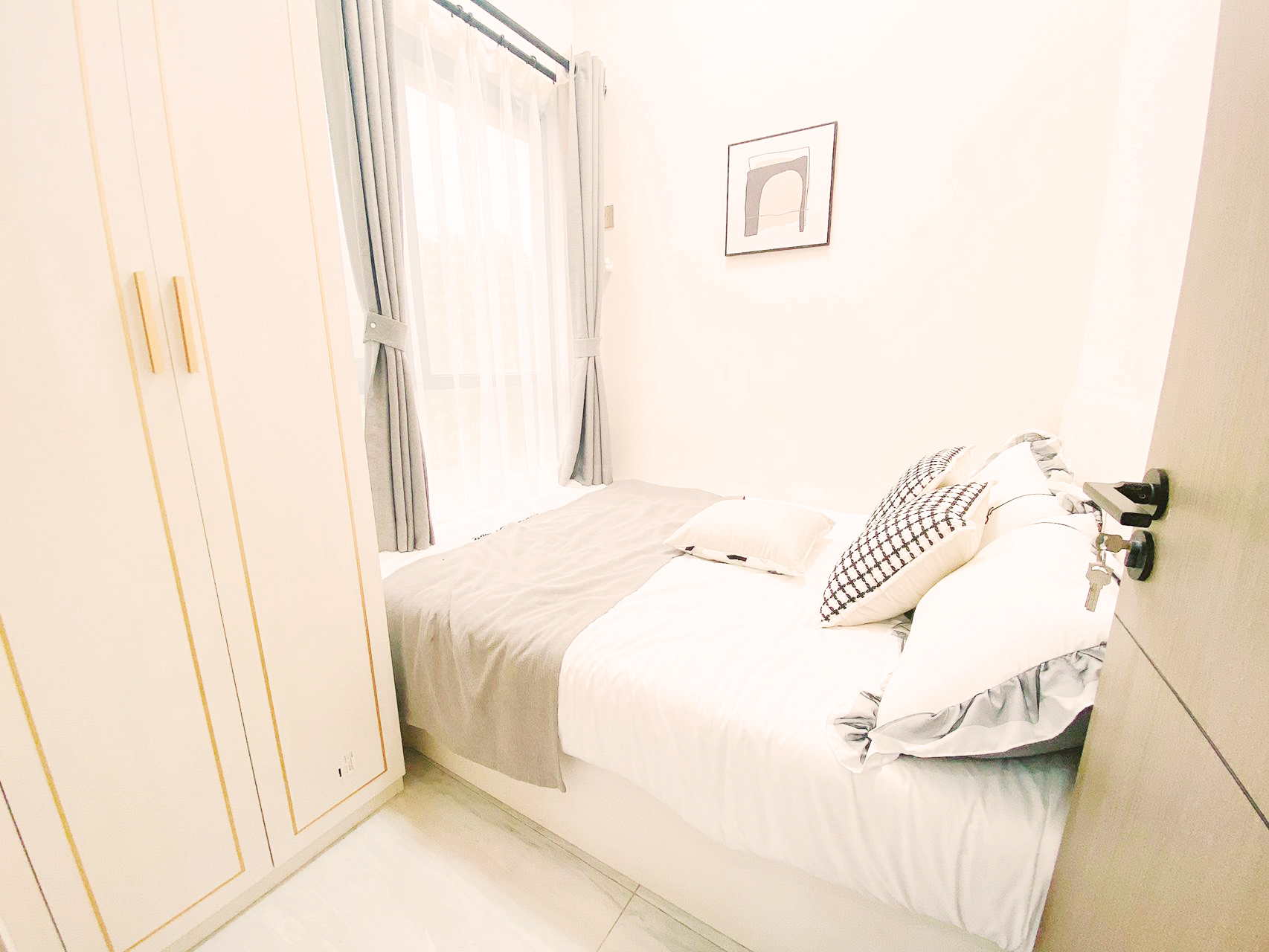 深圳石巖小產權房| 蔚藍花城 ，34.8萬/套