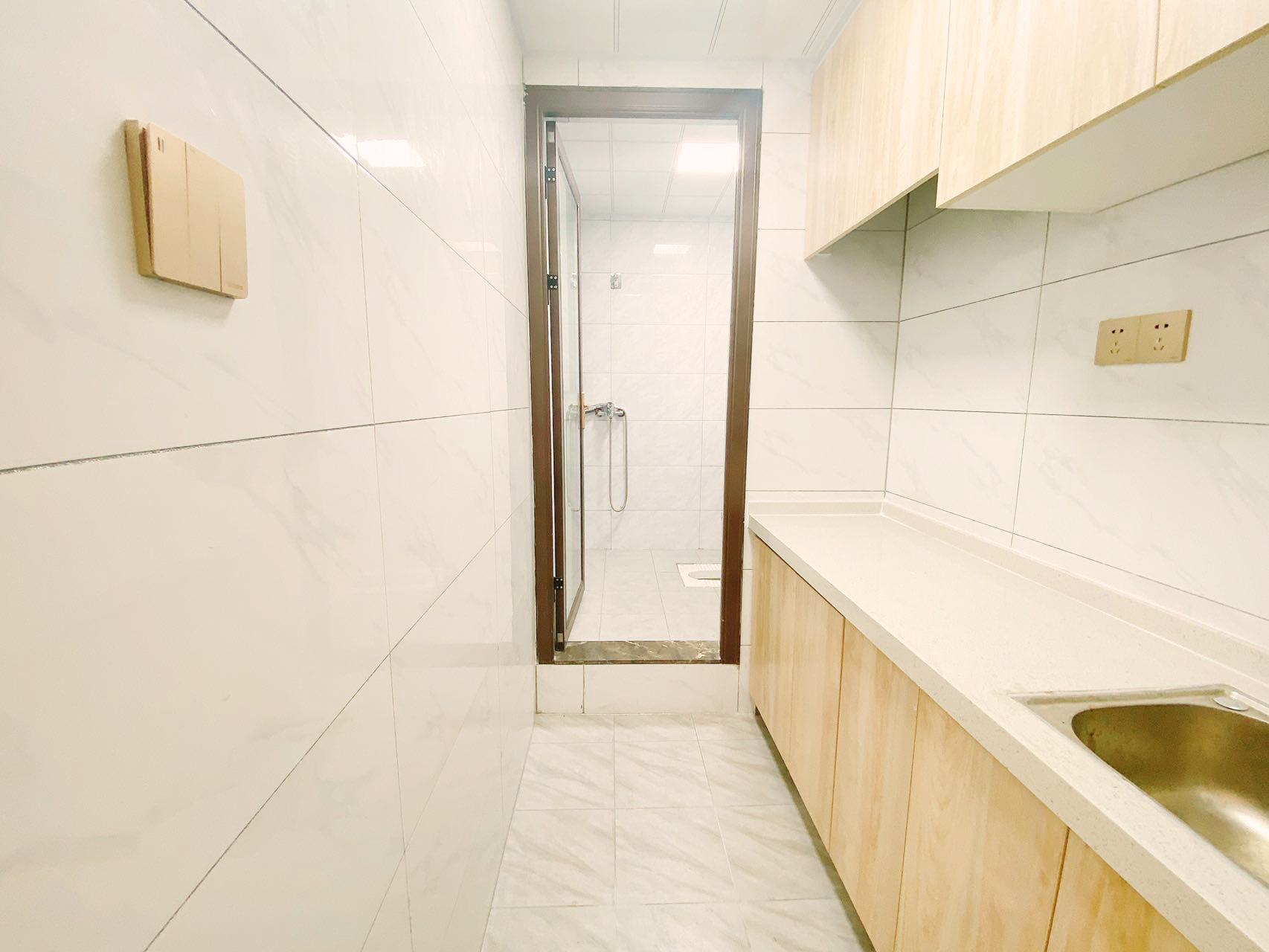 深圳石巖小產權房| 蔚藍花城 ，34.8萬/套